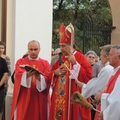 Poświęcenie krzyża misyjnego w Żychlinie