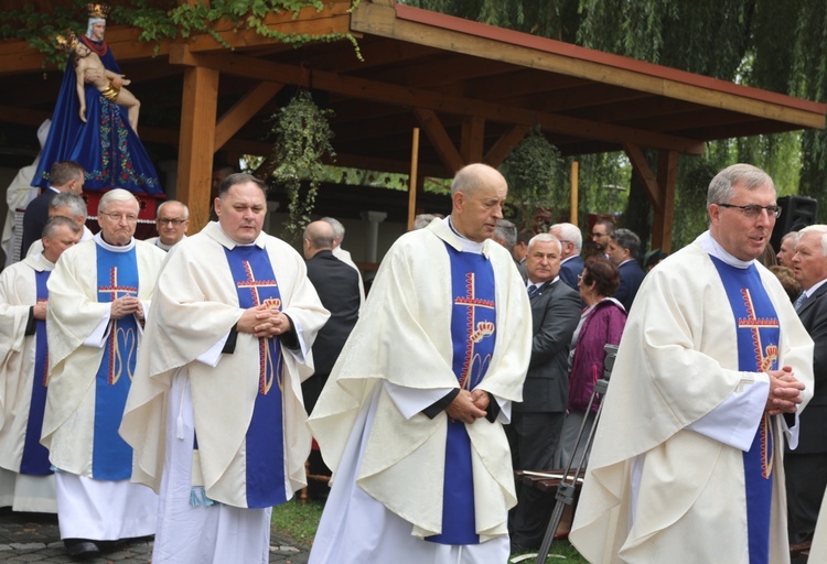 25. rocznica koronacji Piety Hałcnowskiej 