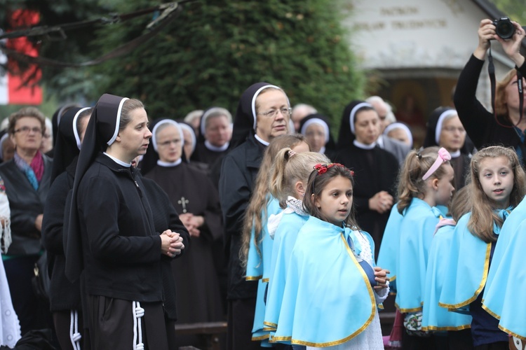 25. rocznica koronacji Piety Hałcnowskiej 