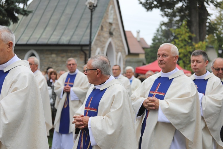 25. rocznica koronacji Piety Hałcnowskiej 