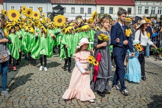 Skierniewickie Święto Kwiatów, Owoców i Warzyw - parada, cz. 2