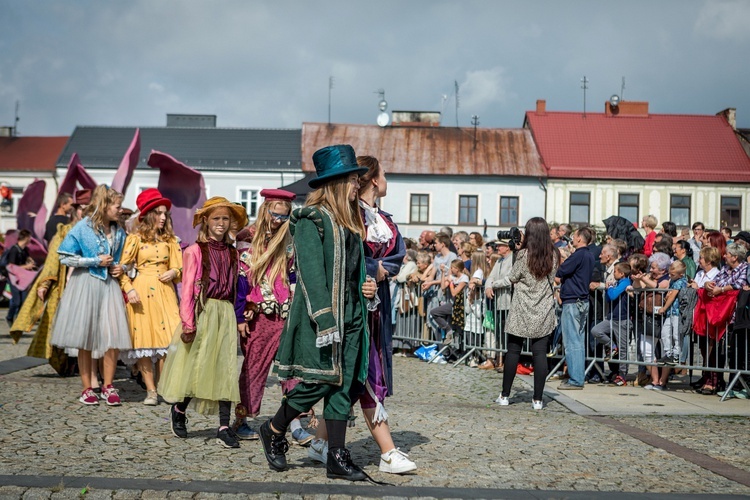 Skierniewickie Święto Kwiatów, Owoców i Warzyw - parada, cz. 2