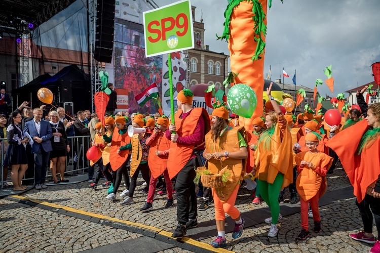 Skierniewickie Święto Kwiatów, Owoców i Warzyw - parada, cz. 2