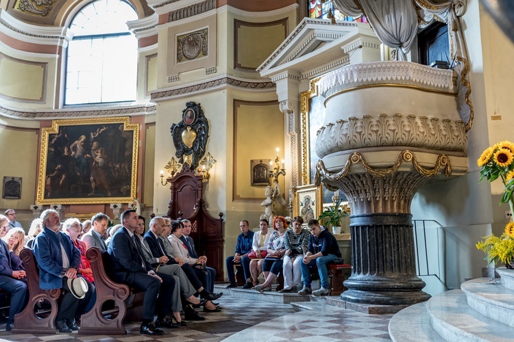 Skierniewickie Święto Kwiatów, Owoców i Warzyw - Msza św. 