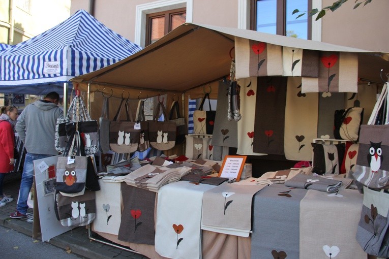 Skierniewickie Święto Kwiatów, Owoców i Warzyw - kiermasze i wystawy 