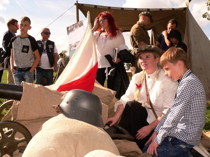 Piknik odbył się przy rawskim zamku