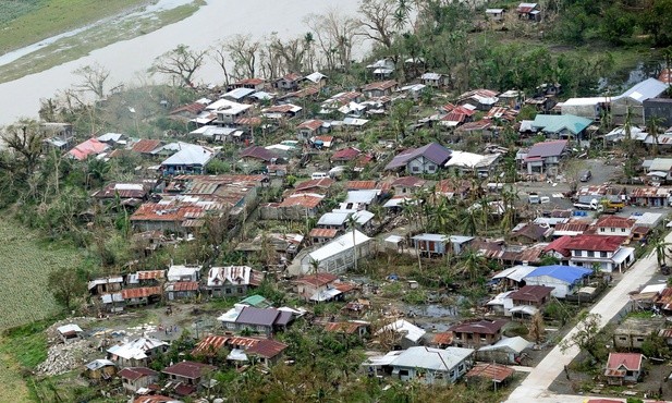 Co najmniej 69 zabitych po przejściu tajfunu Mangkhut