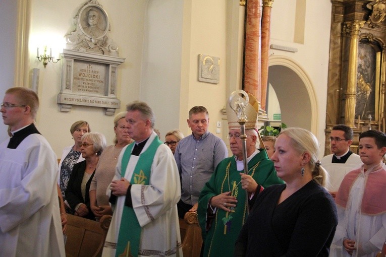 Odsłonięcie tablic upamiętniajacych wizytę Achillesa Rattiego w Łowiczu 