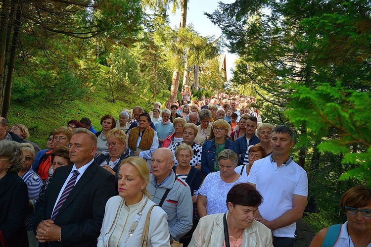 Watykański hierarcha na Krzeptówkach