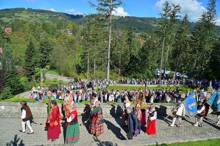 Watykański hierarcha na Krzeptówkach