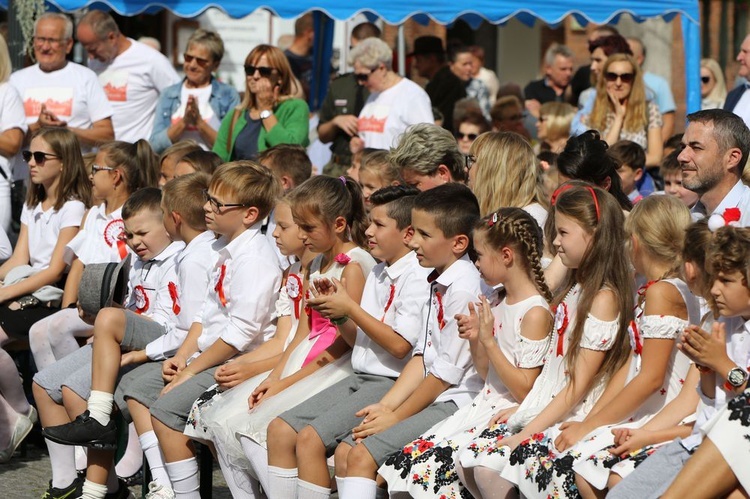 Pieśni patriotyczne w Świebodzinie