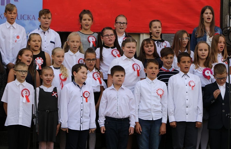 Pieśni patriotyczne w Świebodzinie