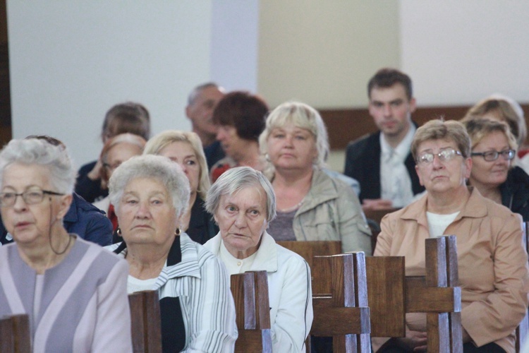 Pielgrzymka niewidomych i niedowidzących