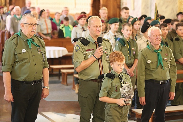 ▲	Niżańscy druhowie świętowali wiekowy jubileusz.