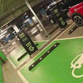Od roku można ładować samochody elektryczne na parkingu Galerii Katowickiej.