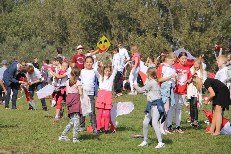 Korowód niepodległościowy w Łowiczu