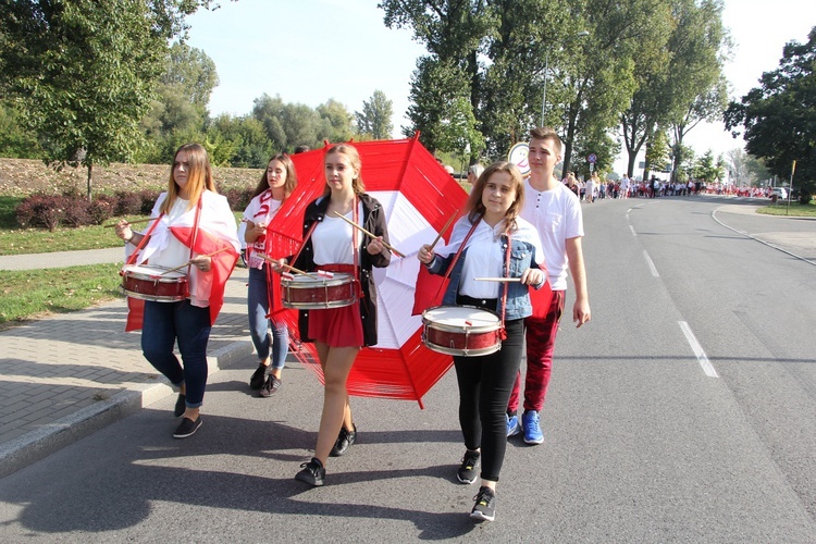 Korowód niepodległościowy w Łowiczu