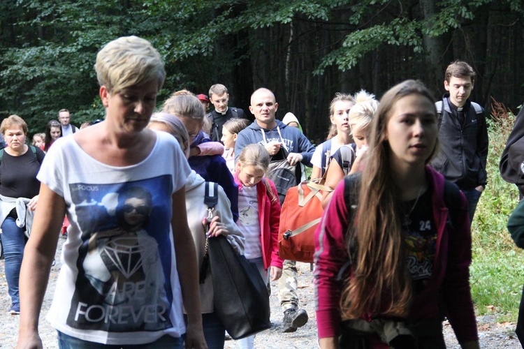 Spotkanie młodzieży na Ślęży, cz. 1