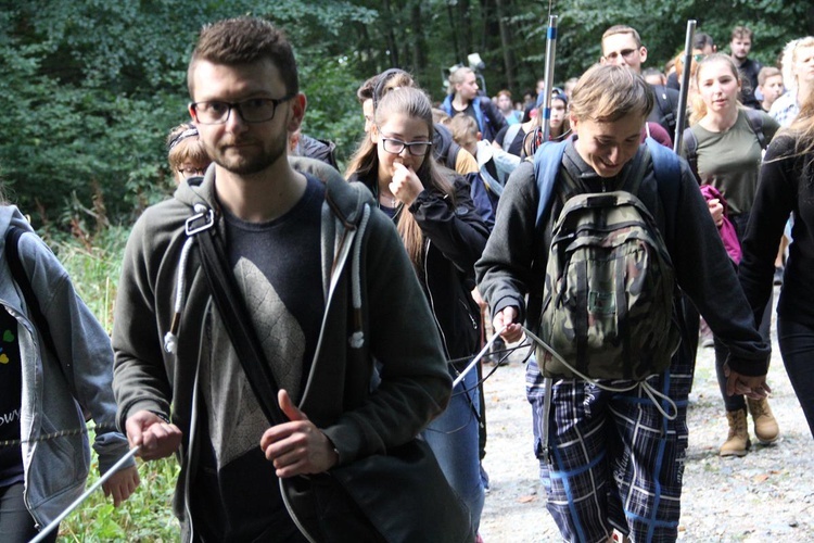 Spotkanie młodzieży na Ślęży, cz. 1