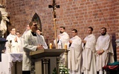 Nocna pielgrzymka młodzieży