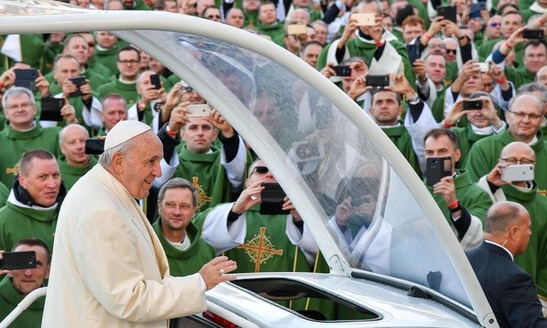 Franciszek w Kownie: zaświadczmy, że Jezus Chrystus jest naszą jedyną nadzieją