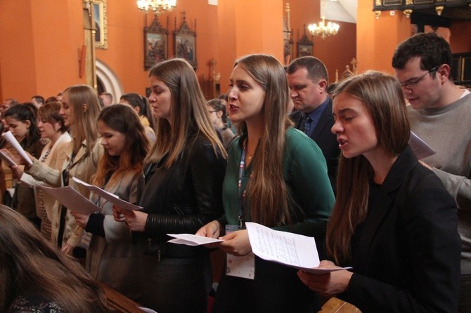 Msza św. na zakończenie Synodu Młodych w Zielonej Górze