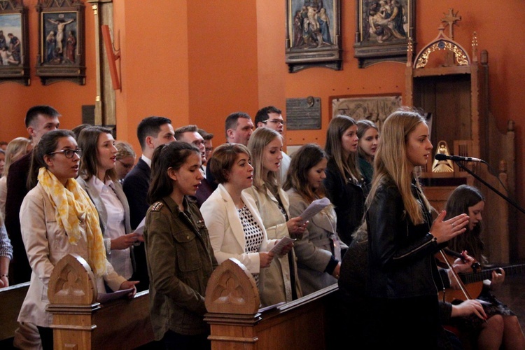 Msza św. na zakończenie Synodu Młodych w Zielonej Górze