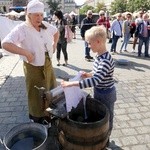 Piknik patriotyczny na Rynku Głównym w Krakowie