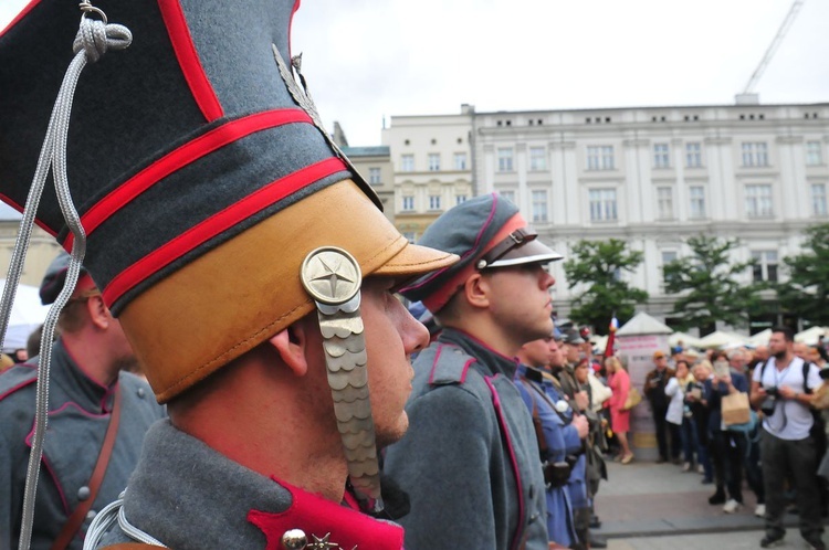 Piknik patriotyczny na Rynku Głównym w Krakowie cz. 2