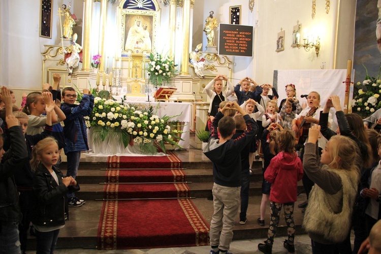 O. Jerzy Chrzanowski CP Honorowym Obywatelem Rawy Mazowieckiej - Msza św.