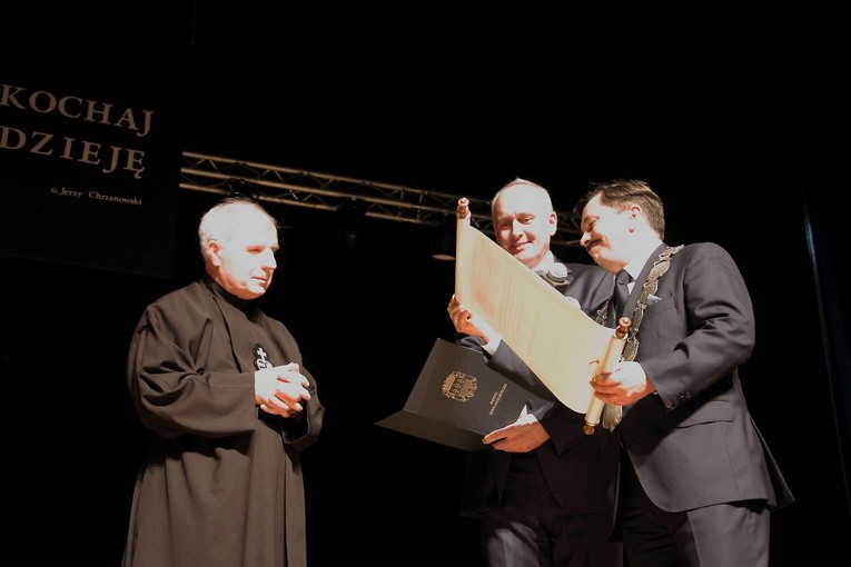 O. Jerzy Chrzanowski CP Honorowym Obywatelem Rawy Mazowieckiej - sesja RM