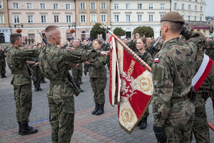 Przysięga 130 ochotników 