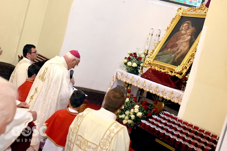 50-lecie nadania parafii wezwania Macierzyństwa NMP