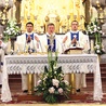 W pielgrzymce wzięli udział wszyscy biskupi archidiecezji wrocławskiej.