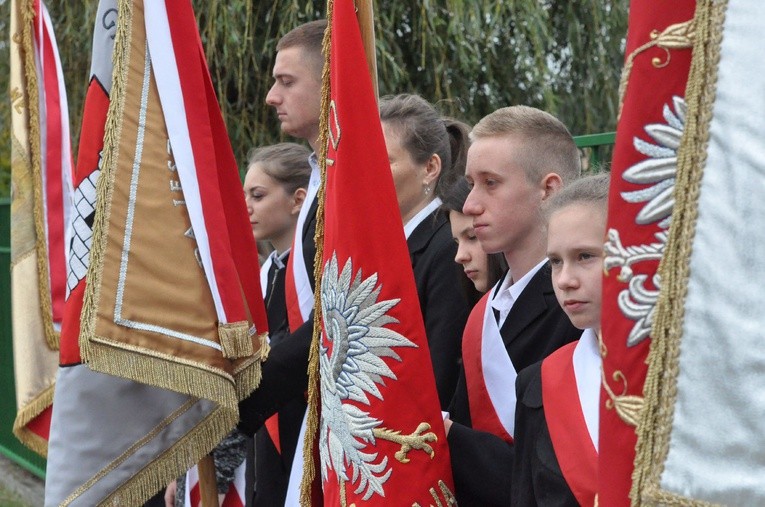 Szkoła Żołnierzy Niezłomnych w Bączej-Kuninie