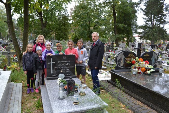 Memoriał w Rudniku nad Sanem