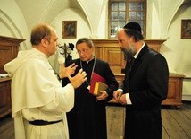 Debata dwóch ambon z udziałem abp. Rysia i rabina Pasha