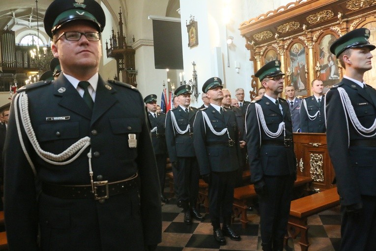 Świętowanie rozpoczęła Msza św. w kościele powizytkowskim