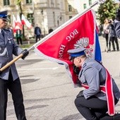 Sztandar dla policji w Ostródzie