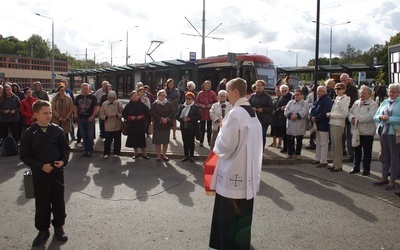 Plac przed kościołem pw. św. Franciszka z Asyżu - jedno z tysięcy miejsc, które uczestniczyło w "Koronce na ulicach świata"