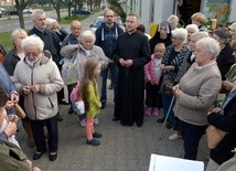 Wierni spotkali się w pobliżu kościoła pw. MB Miłosierdzia w Radomiu, na osiedlu XV-lecia