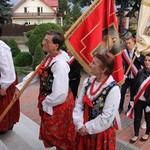 Pielgrzymka Arcybractwa Straży Honorowej NSPJ do Mikołajowic