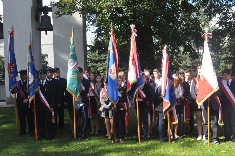 Patron szkoły w Podborzu