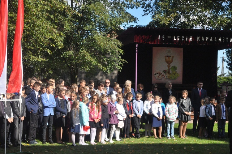 Patron szkoły w Podborzu