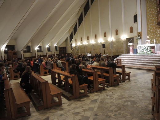 MU na Złotych Łanach: "Napełnij się miłością"