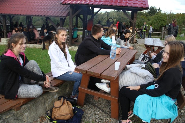 Pielgrzymka młodych z Ciężkowic na Jamną