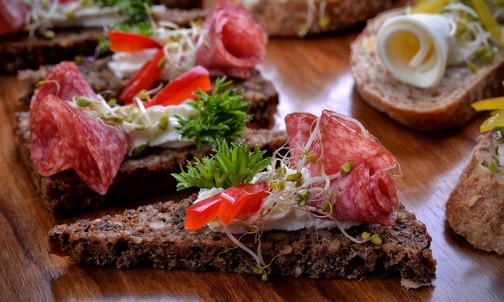 "Anielskie Smaki". Zamów catering i wspieraj słabszych