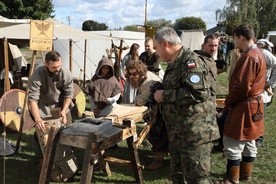 Rekonstruktorzy i miłośnicy historii ponownie w Niepołomicach