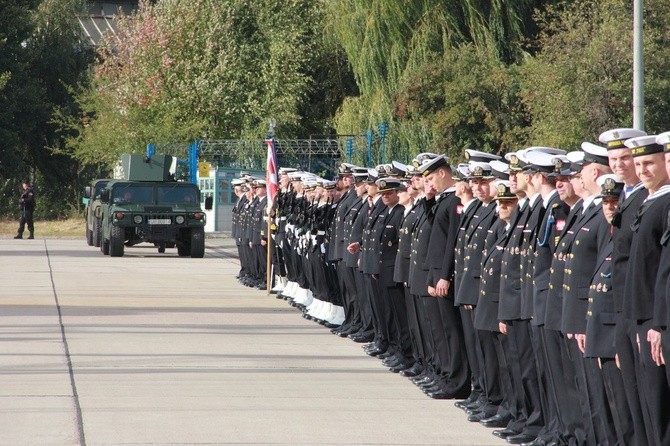 Adm. Józef Unrug powrócił do ojczyzny