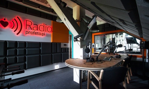 Rok od wejścia na FM – Radio Profeto świętuje!
